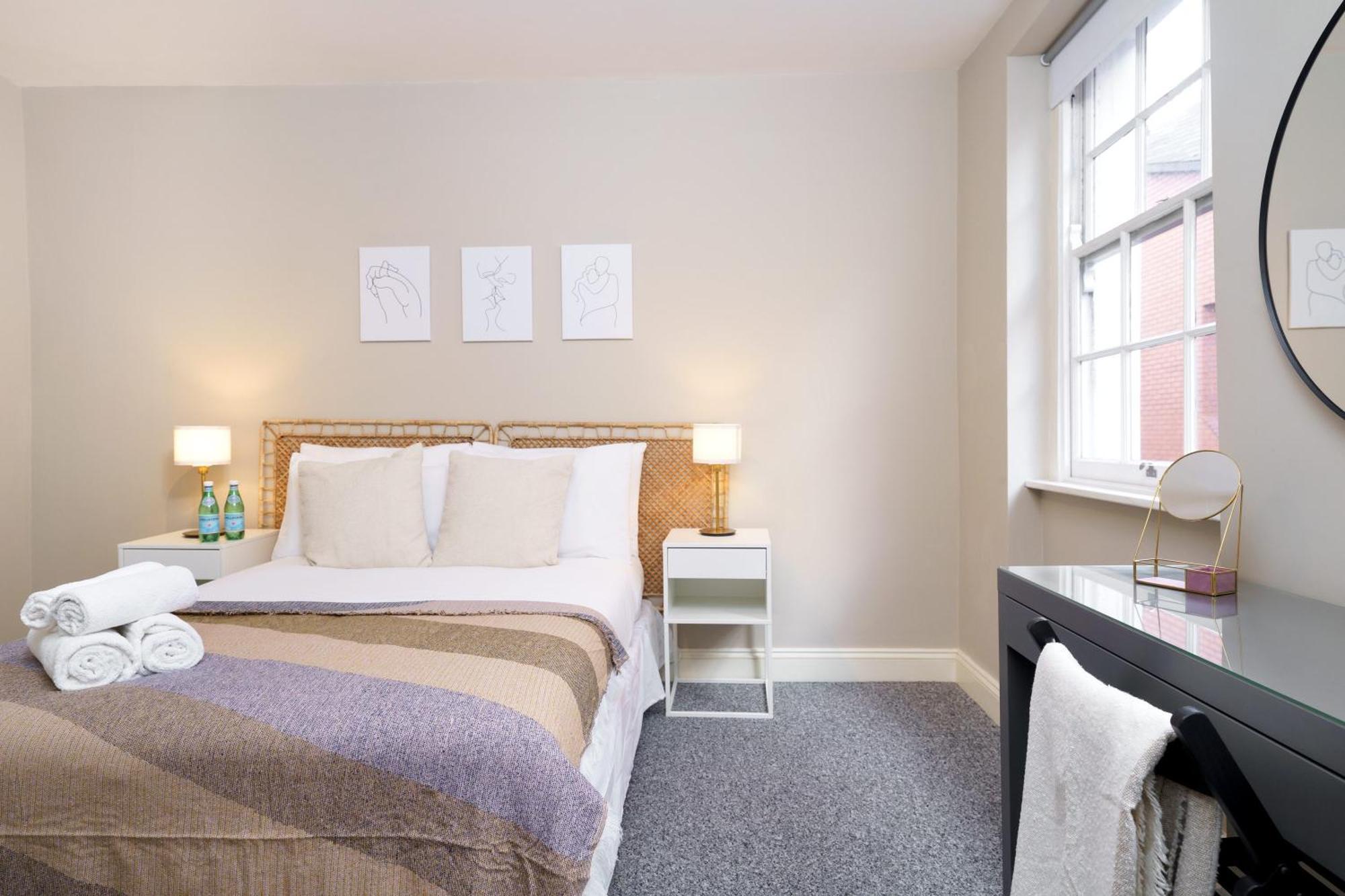 Best Covent Garden/Chinatown/Soho Location Londyn Zewnętrze zdjęcie
