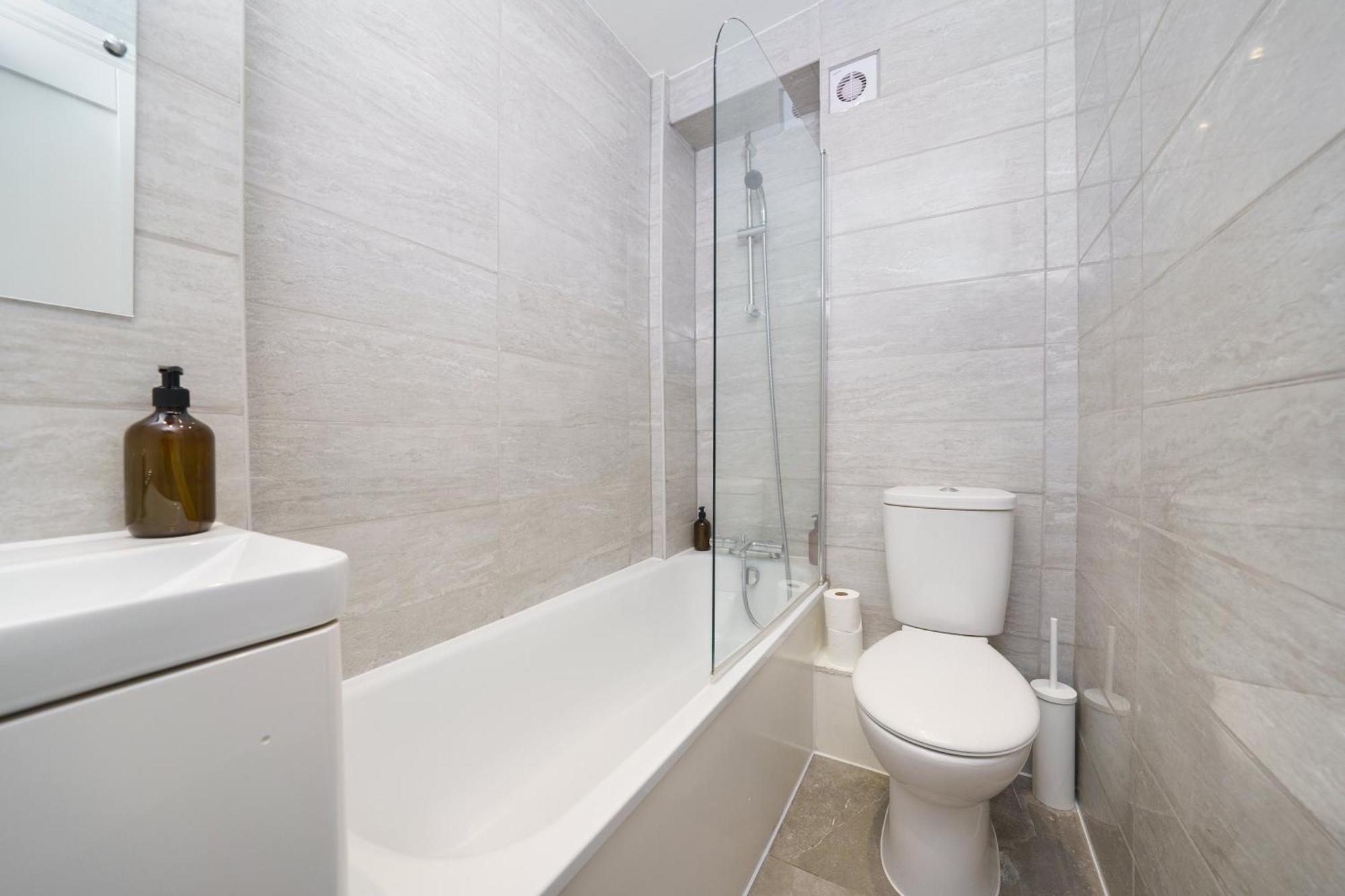 Best Covent Garden/Chinatown/Soho Location Londyn Zewnętrze zdjęcie