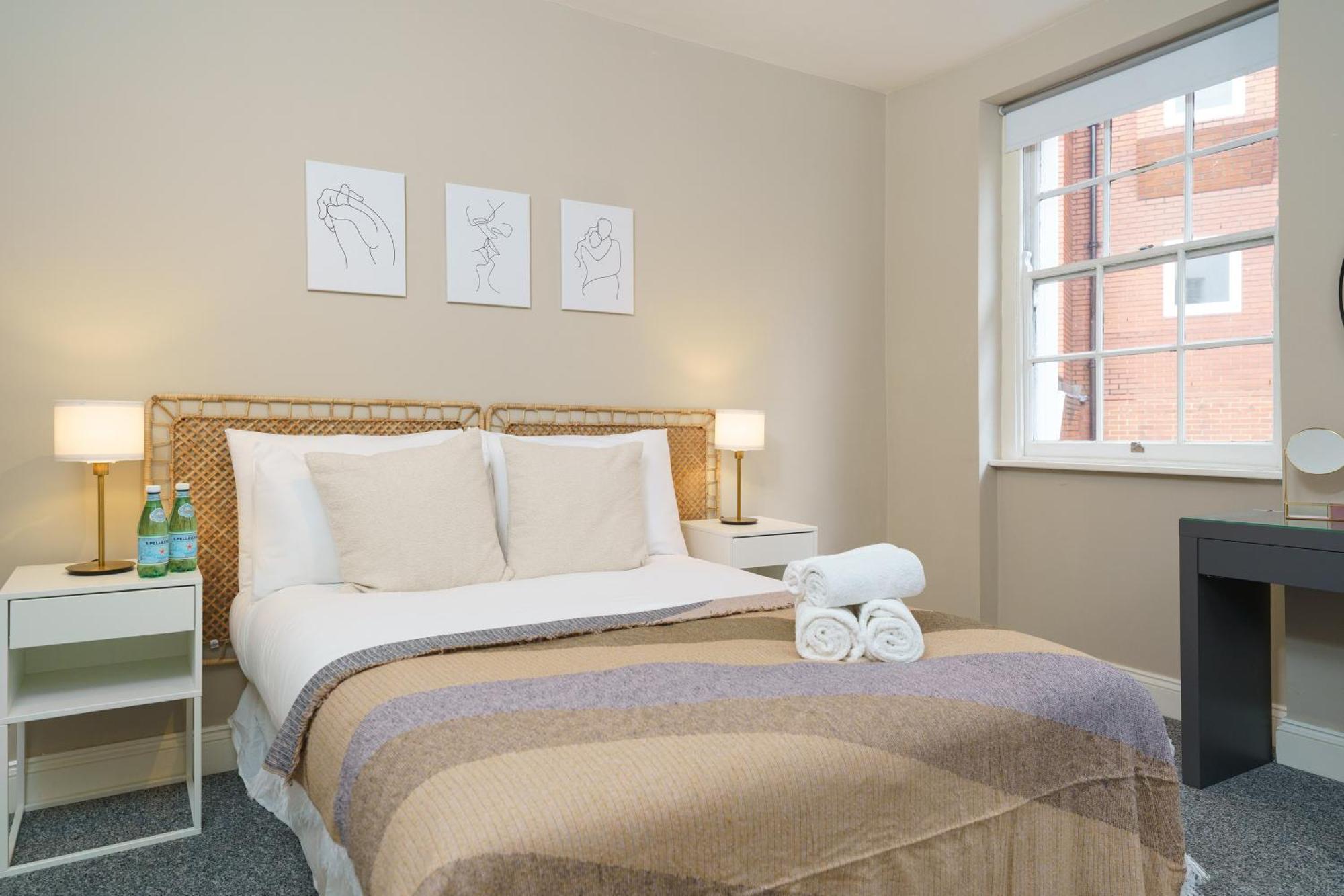 Best Covent Garden/Chinatown/Soho Location Londyn Zewnętrze zdjęcie